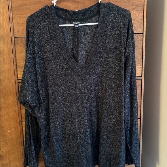 Buffalo David Bitton Ladies' Soft Cozy V-Neck Long Sleeve Top BLACK - Picture 3 of 10